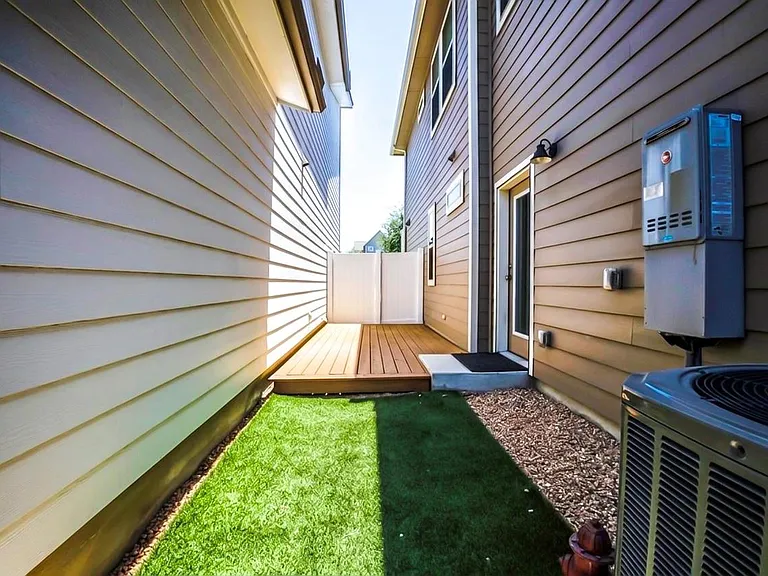 8306 Mandela Bnd — Photo 10