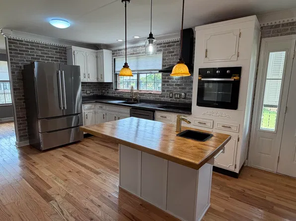 1107 Circle Dr, Corbin, KY 40701