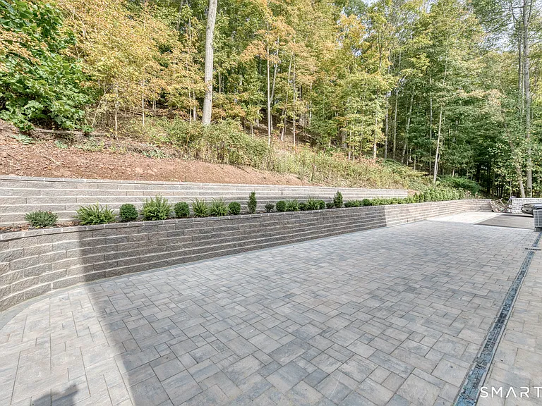 171 Oregon Rd — Photo 36
