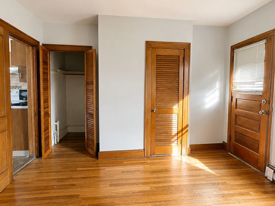 1048 Broad St #2A