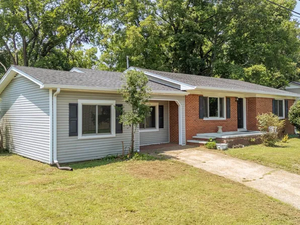 111 N Elm St, Adamsville, TN 38310