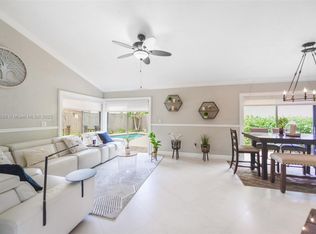 11300 SW 4th St, Hollywood, FL 33025