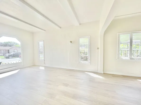 1121 64th, 1121 W 64th St #1123, Los Angeles, CA 90044