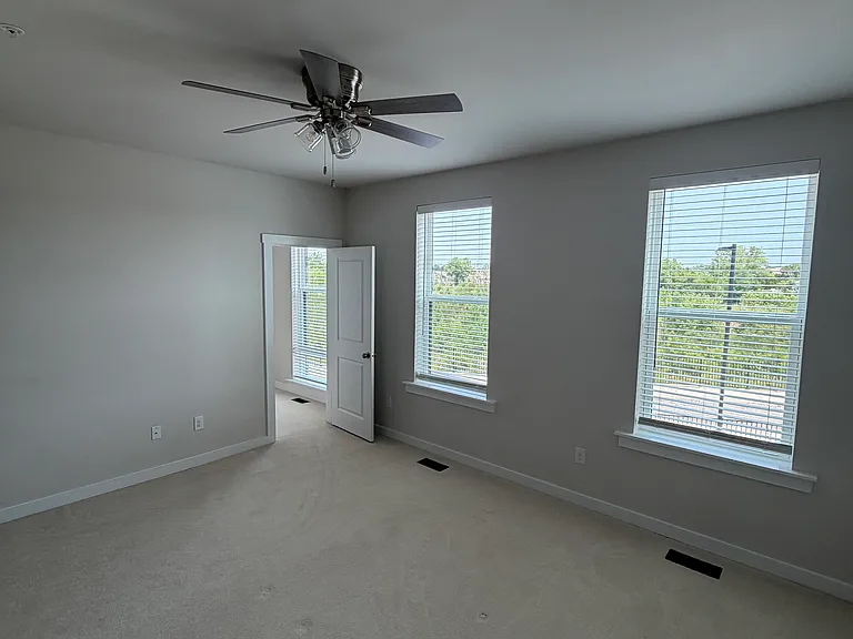 3436 Carlton St #7B — Photo 24