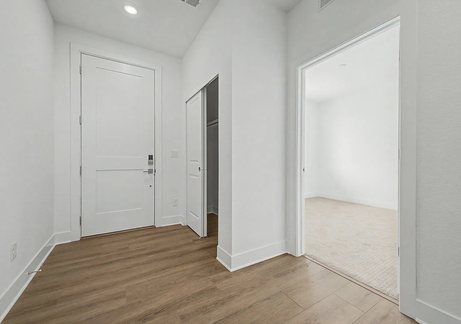 Brand-new townhome for rent in the heart of Erie Town Center — Photo 4