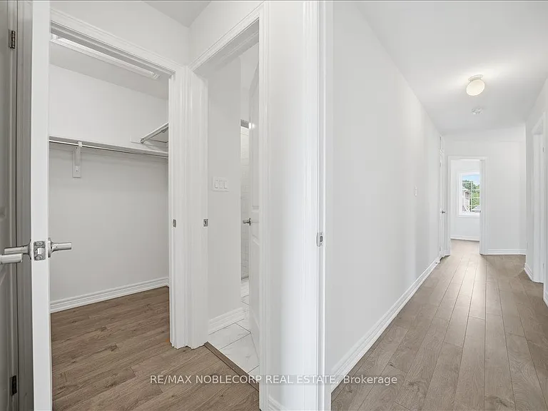 226 Bruce Cameron Dr — Photo 30