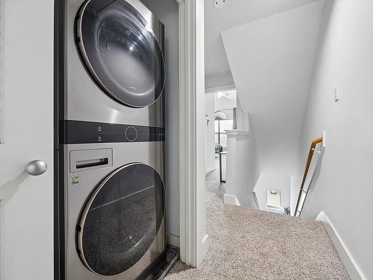 3501 Link Valley Dr #301 — Photo 16