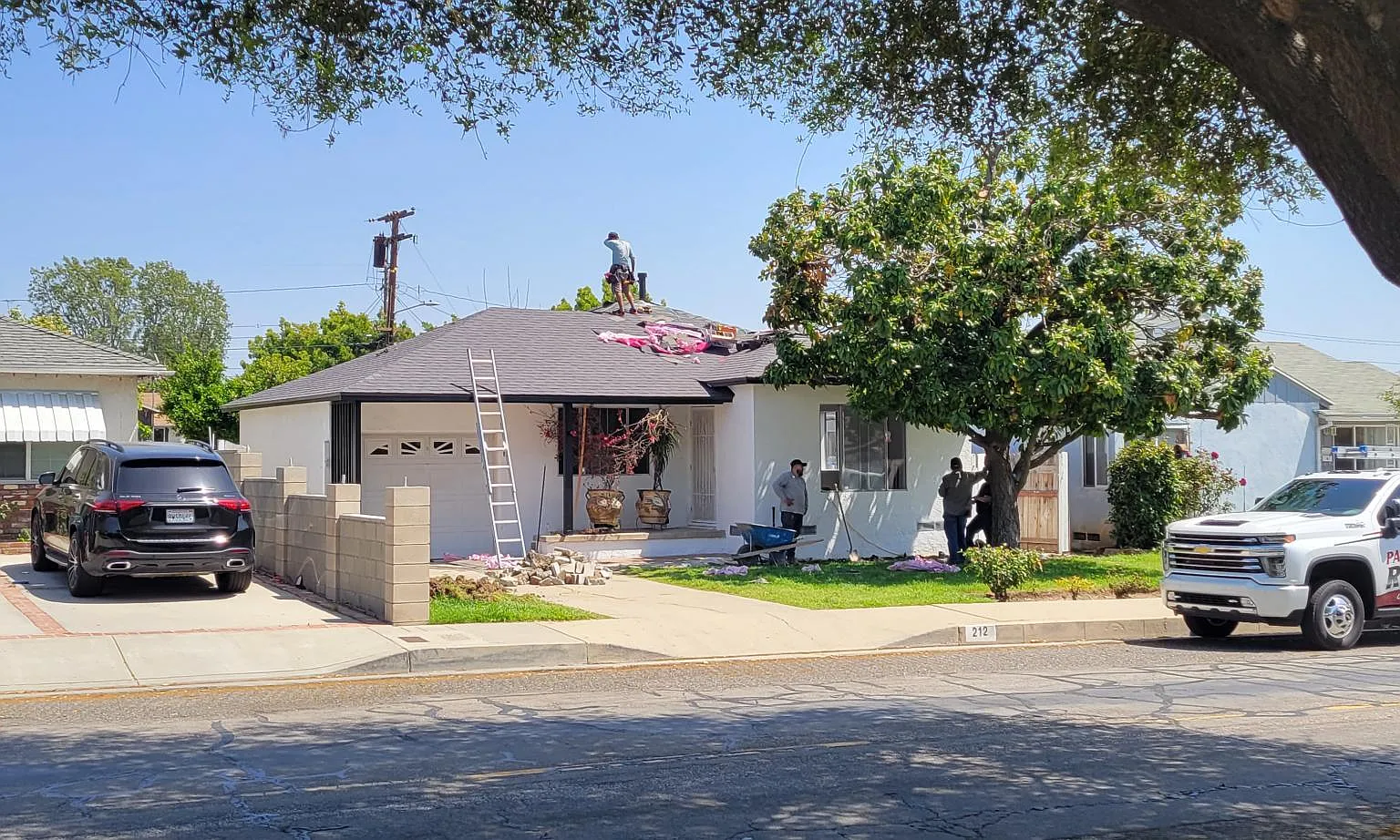 212 S Walnut St — Photo 1