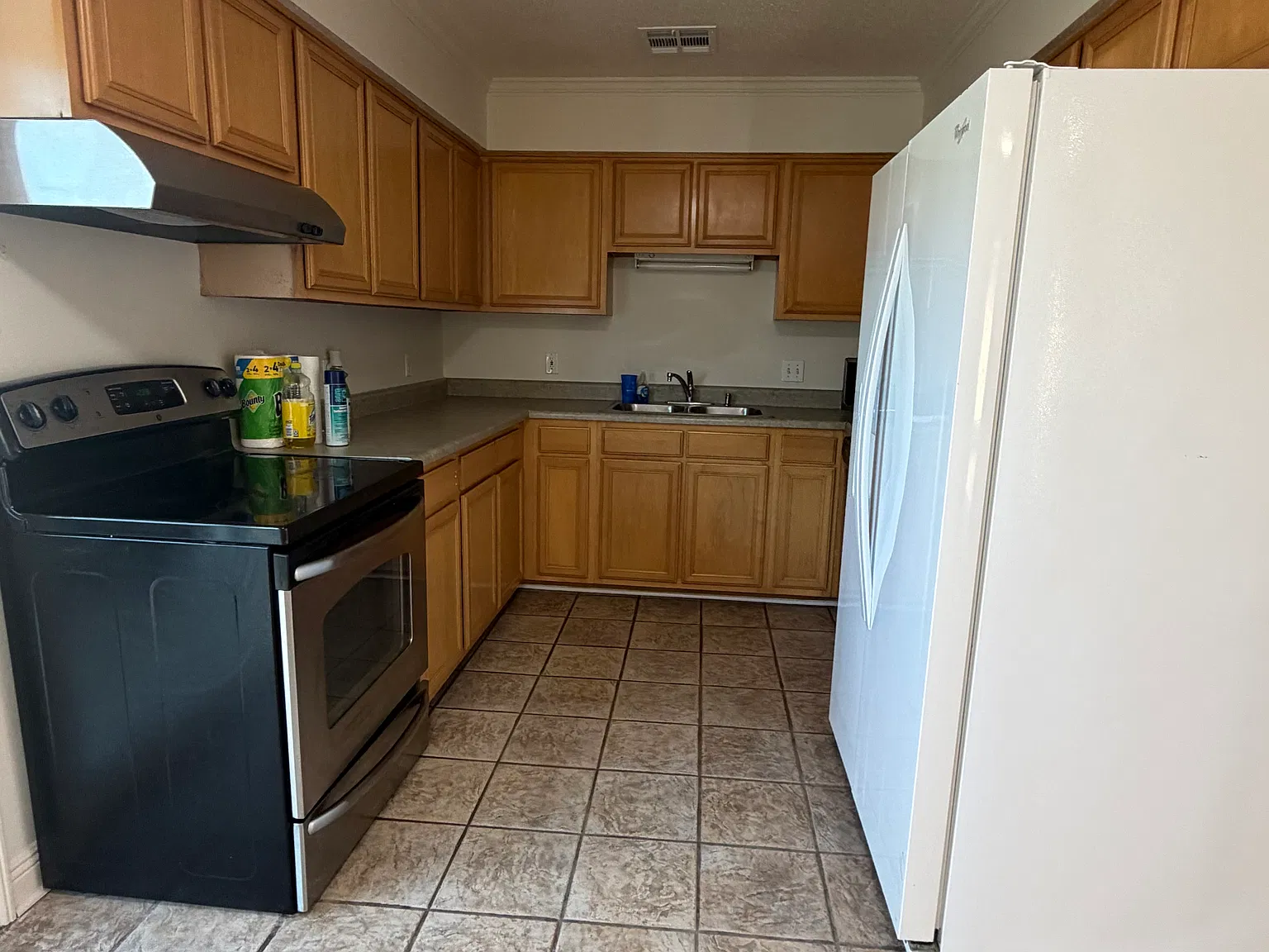 2 bed, 1250 sqft, $1,395 — Photo 3