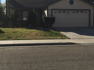 348 Blue Ridge Ln, San Jacinto, CA 92583