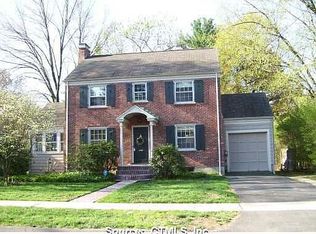 17 Laurel Ave, Windsor, CT 06095