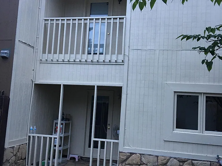 411 Hobbs Rd SE — Photo 17