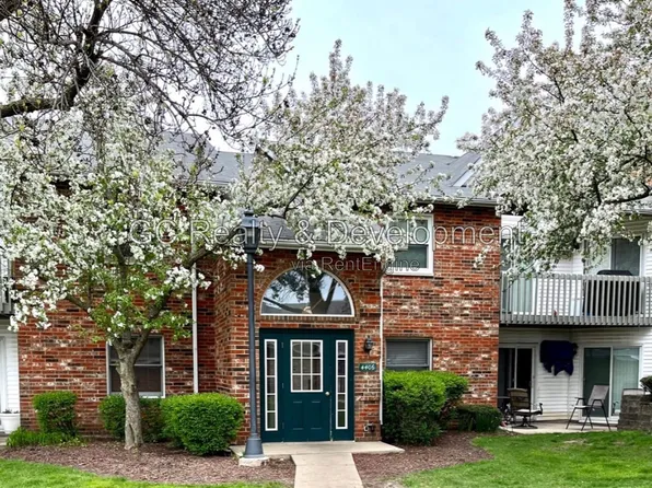 4406 W Shamrock Ln, McHenry, IL 60050
