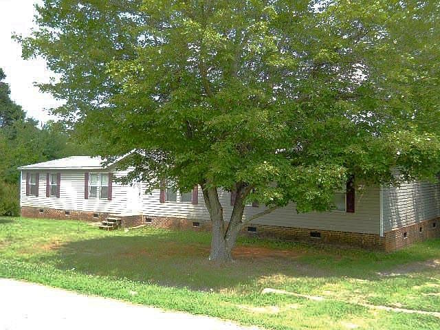 1st image of 2536 Pinebrook Dr