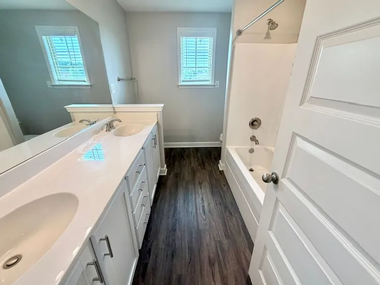 370 Azalea Dr — Photo 11