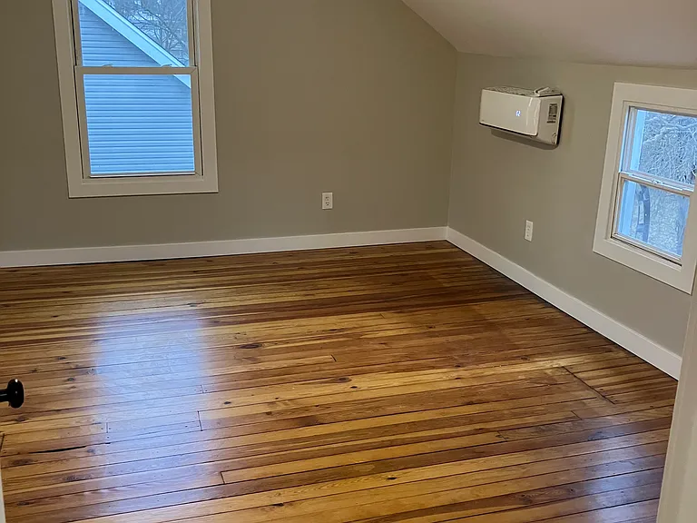 201 Center St #2 — Photo 7