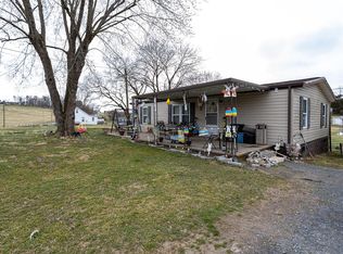 702 Leaksville Rd, Luray, VA 22835