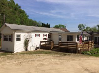 116 River Rd, Mc Gregor, IA 52157