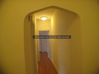 4th image of 3206 47th St APT 6F