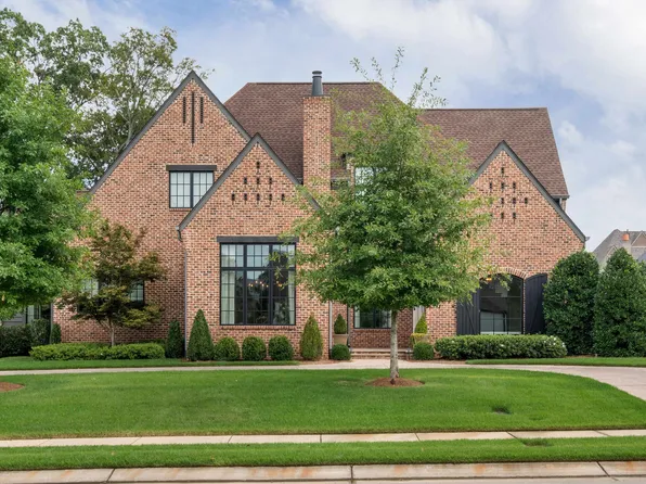 3096 Chapel Woods Cv, Germantown, TN 38139