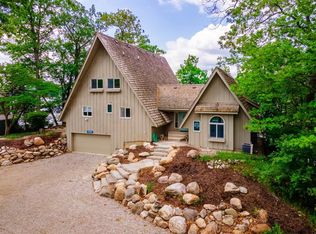 650B 875 Lane Lake James, Fremont, IN 46737