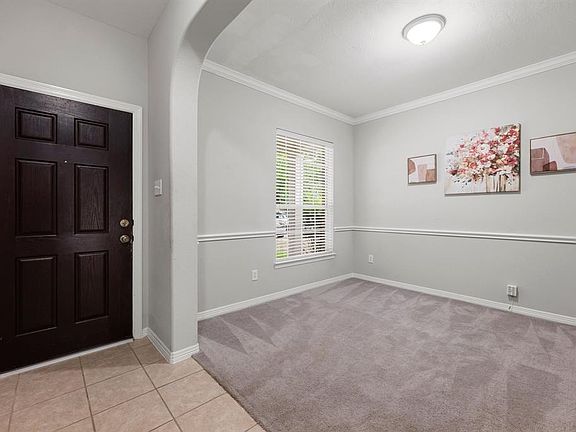 5th image of 2818 Garden Stream Court