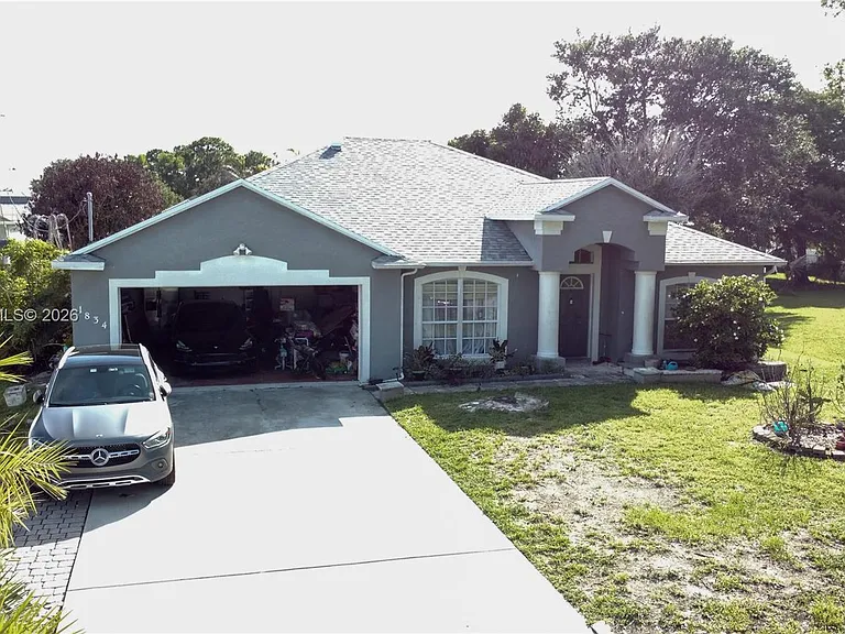 1834 SW Gemini Ln — Photo 27
