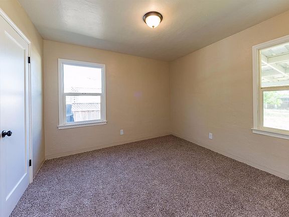 4th image of 1418 W Cortland Ave