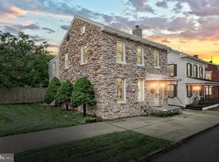 211 E King St, Littlestown, PA 17340