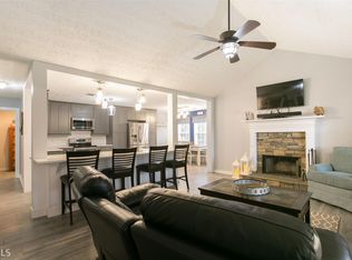 409 Candler Rd, Williamson, GA 30292