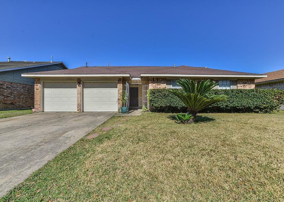 1st image of 5618 Cactus Forest Dr