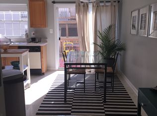 1865 Tiger Lily Cir, Lake Ridge, VA 22192