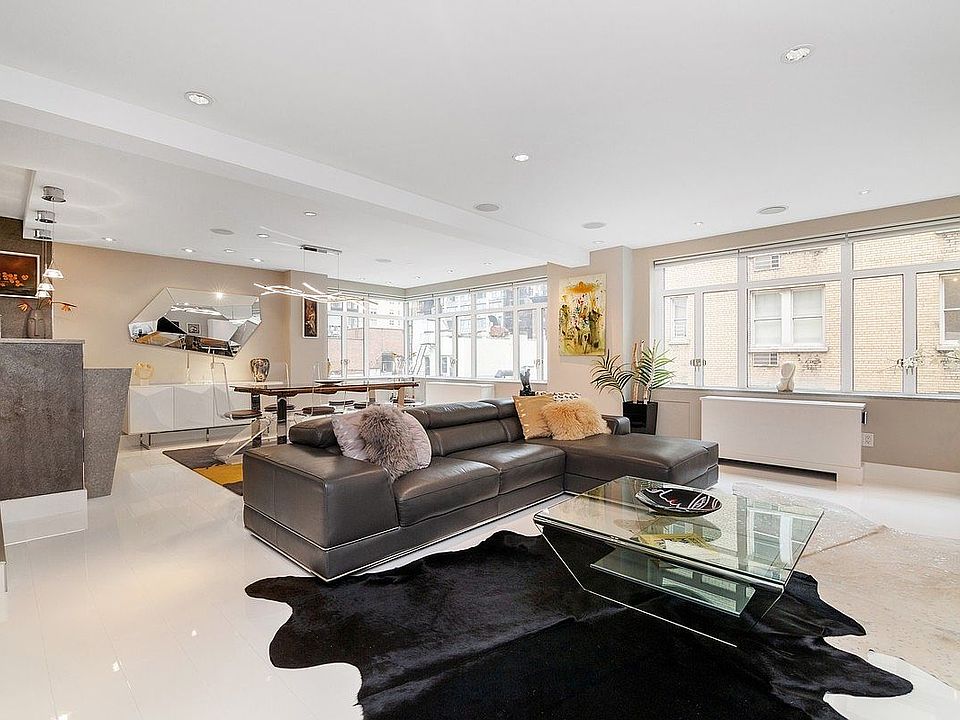 1st image of 25 W 54th St #7AB