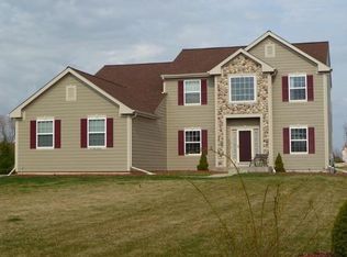 N118W15462 Catherine Ct, Germantown, WI 53022