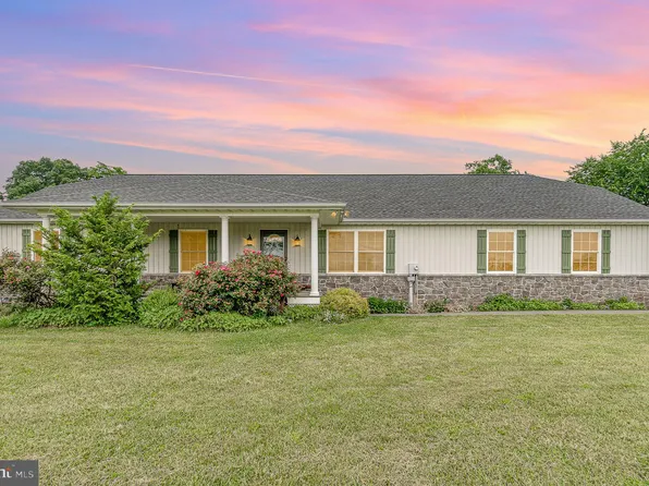 600 Bowers Rd, Littlestown, PA 17340