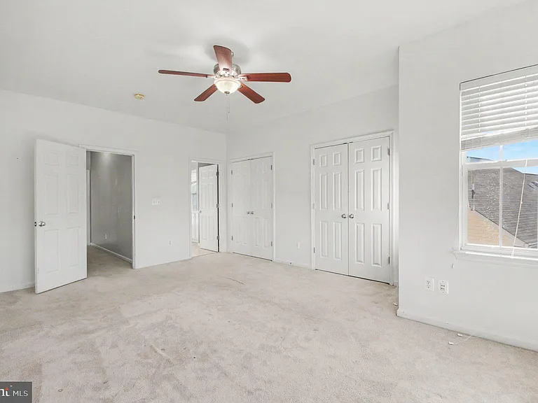 3041 Chinkapin Oak Ln — Photo 6