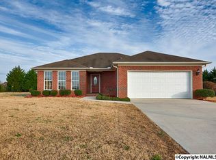 227 Misty Cove Ct, New Market, AL 35761