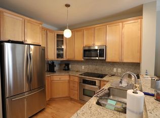 59 Walpole St UNIT 215, Canton, MA 02021