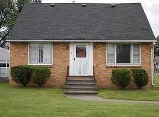 3 Boardman Rd, Lackawanna, NY 14218