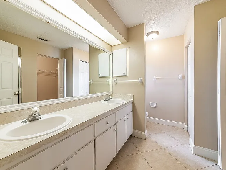 4208 76th Dr E — Photo 10