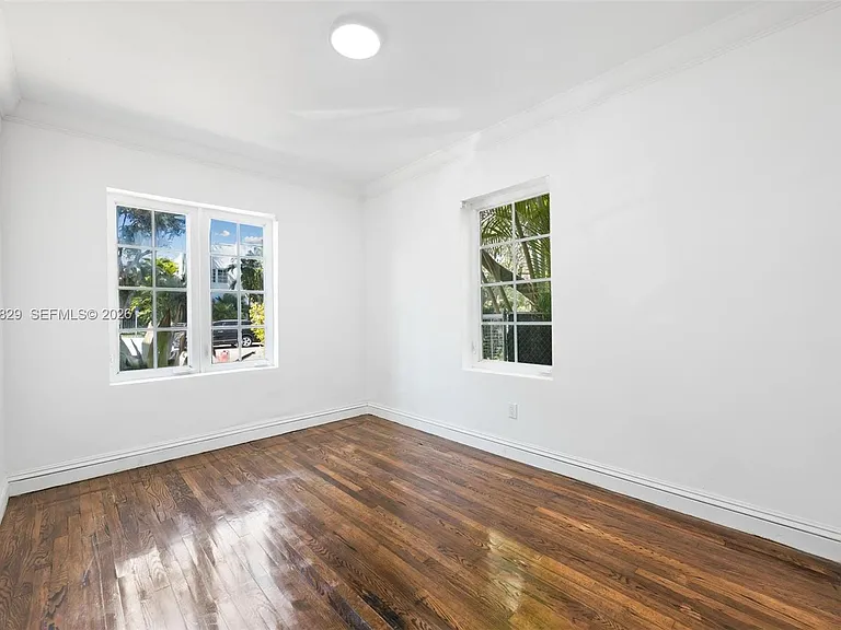 1545 Meridian Ave — Photo 12