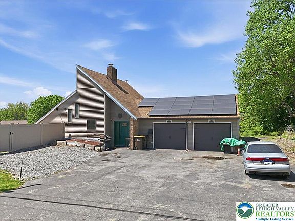 5th image of 7567 Airport Rd E
