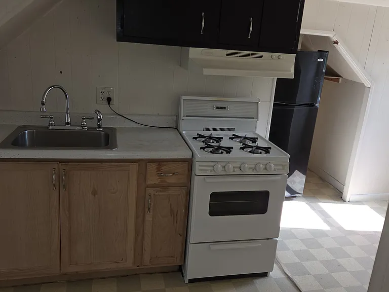 3278 Acushnet Ave #2N — Photo 1