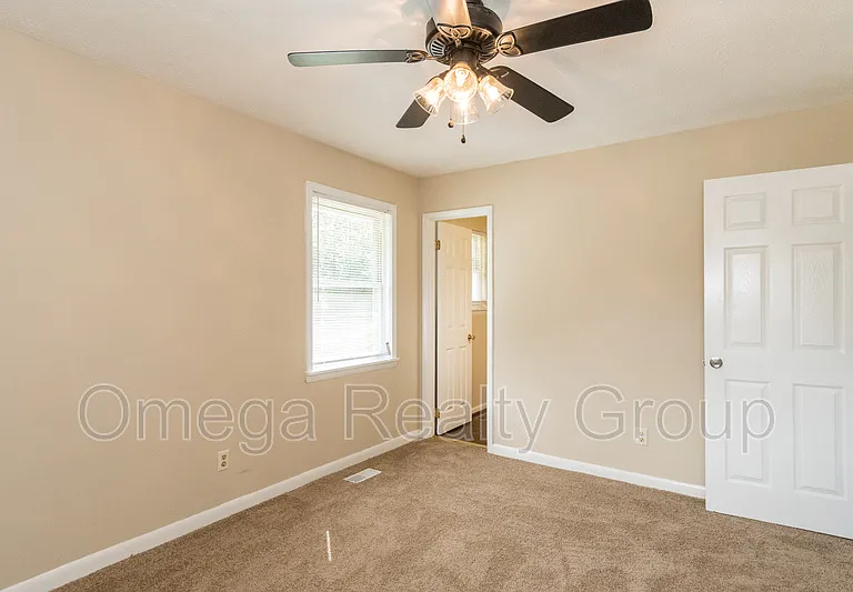 2600 Fitzgerald Rd — Photo 21