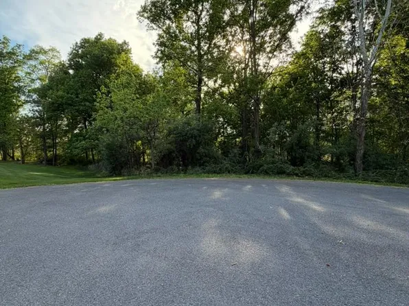 14 Sierra Dr, Martinsburg, WV 25403