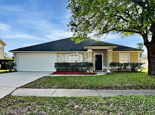 14131 Crestwick Dr W, Jacksonville, FL 32218