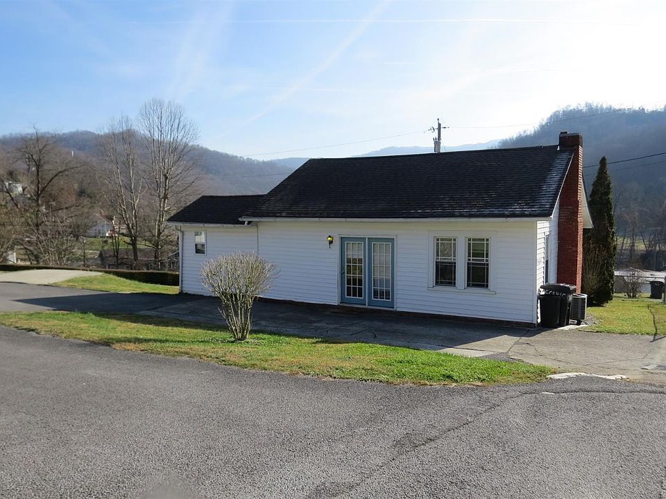 1st image of 70 Scenic Dr
