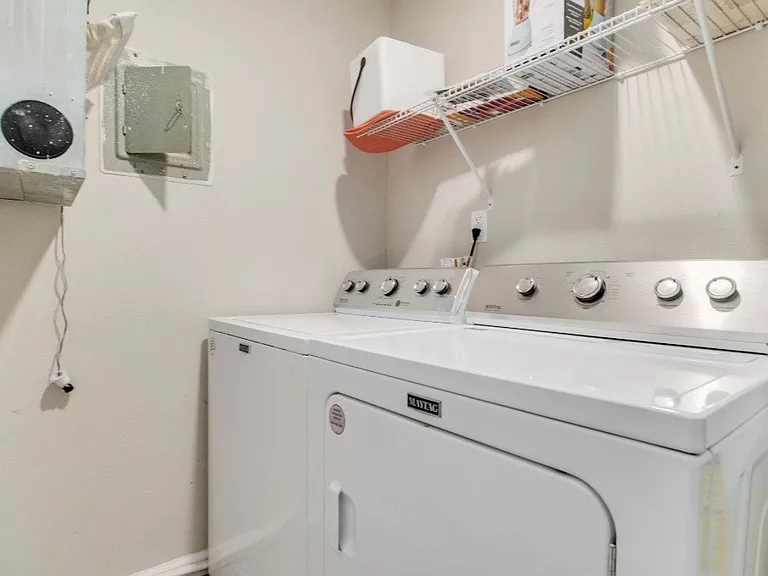 3410 Green Briar Cir #A — Photo 8