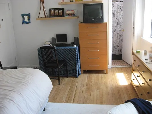 Rented by Prince Real Estate Associates LLC | media 10