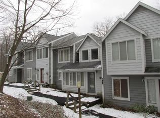 1818 Eagles Ridge Ct, Hidden Valley, PA 15502